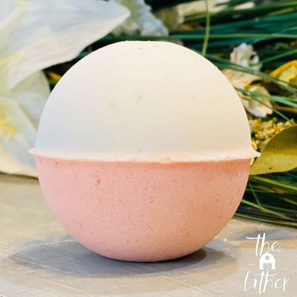 🍑Peaches & Cream Milk Bomb - Picture 2 of 2